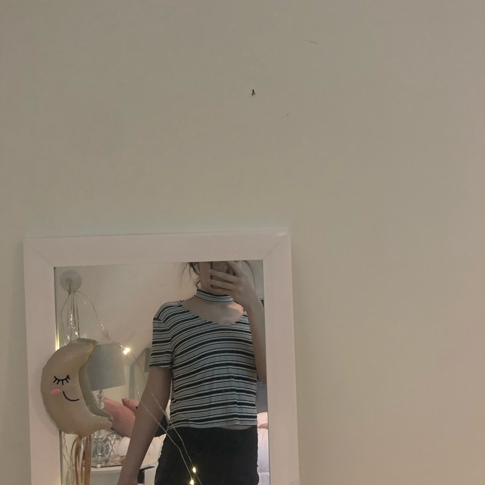 cute striped choker shirt